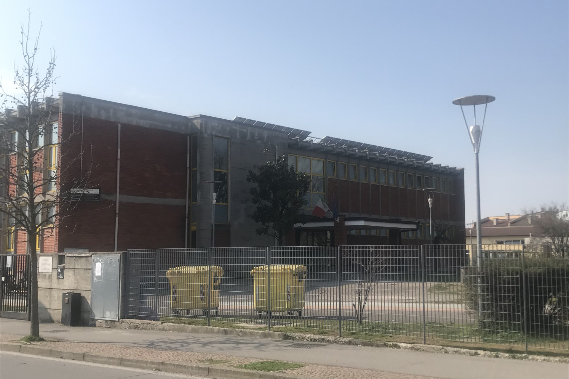 La Scuola primaria Pascoli fa parte dell'Istituto comprensivo G.B. Rubini